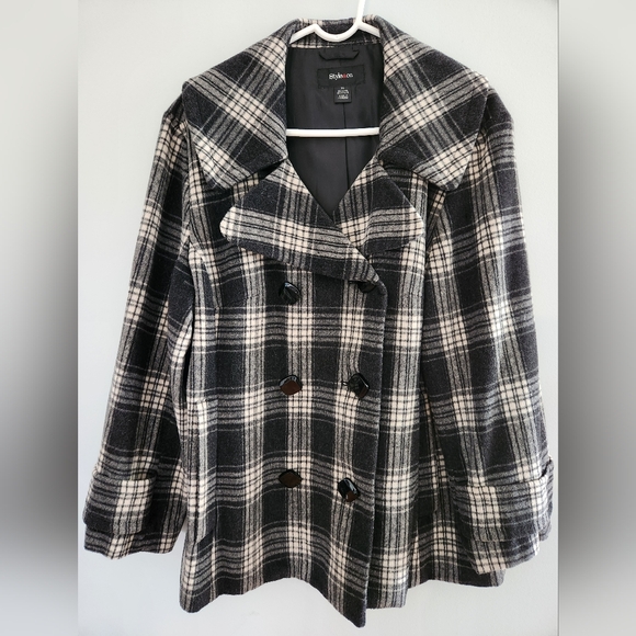 Style & Co. Jackets & Blazers - Style & Co Stylish Black and White Plaid Women's Coat Size XL.   Beautiful coat.